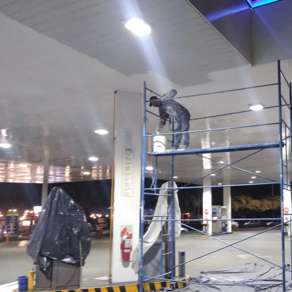 Mantenimiento en YPF Monseñor.